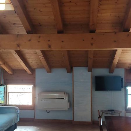 Mansarda Ariel Apartamento Limone sul Garda Exterior foto